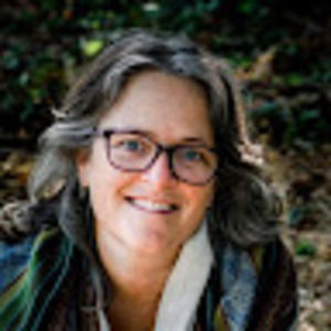 Meet your Posher, Cassandra